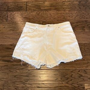 Levi’s High Waisted Mom Shorts Size 34